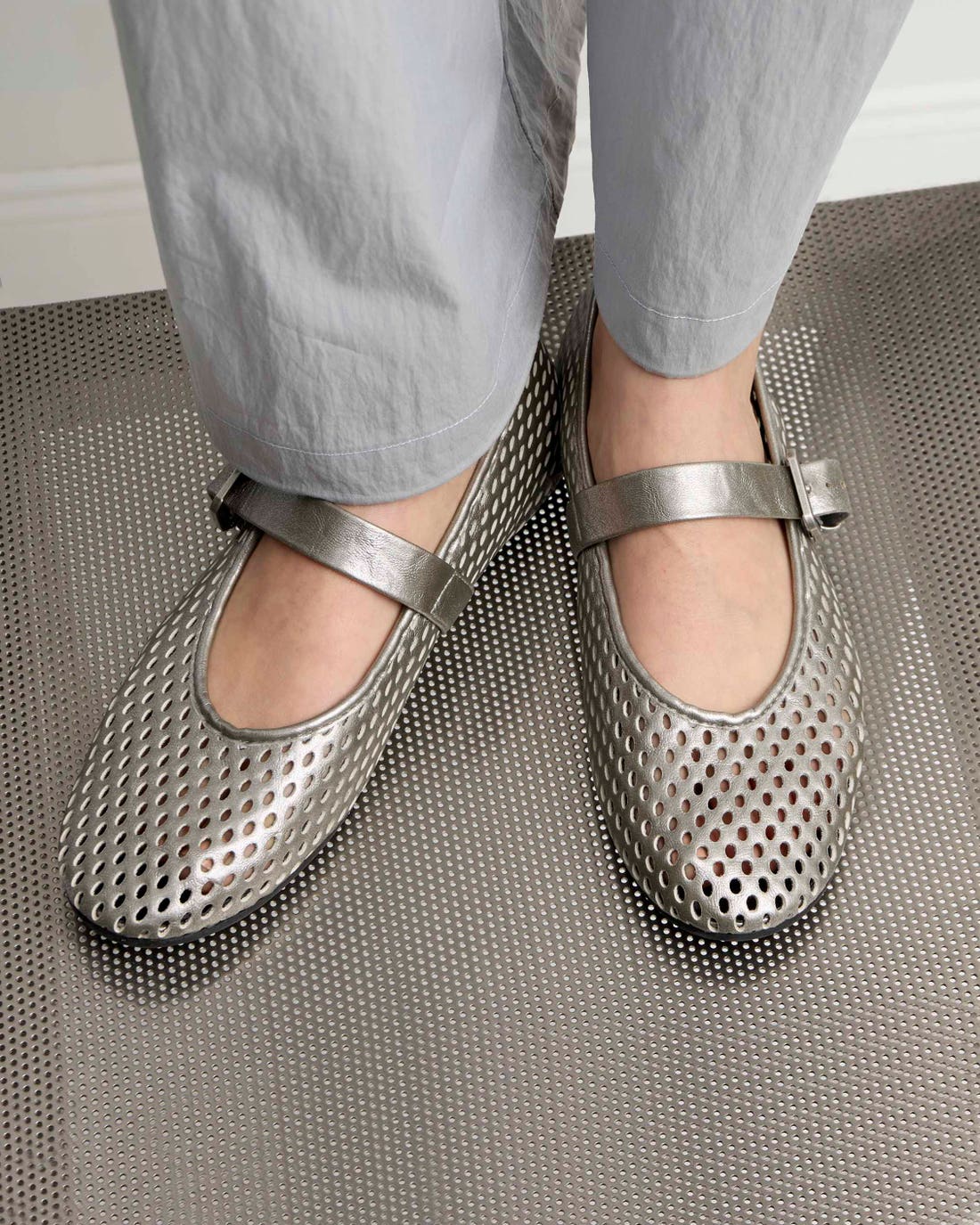 Ballerina Rouge en efecto cuero