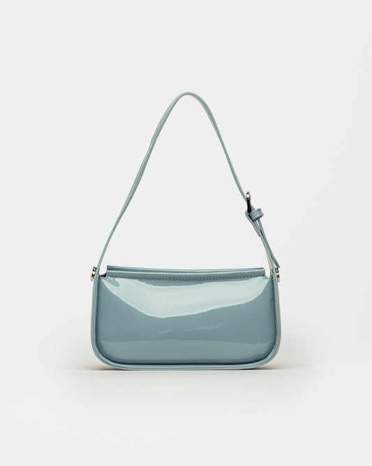 CARTERA AL HOMBRO LEAF EN EFECTO CUERO CHAROL