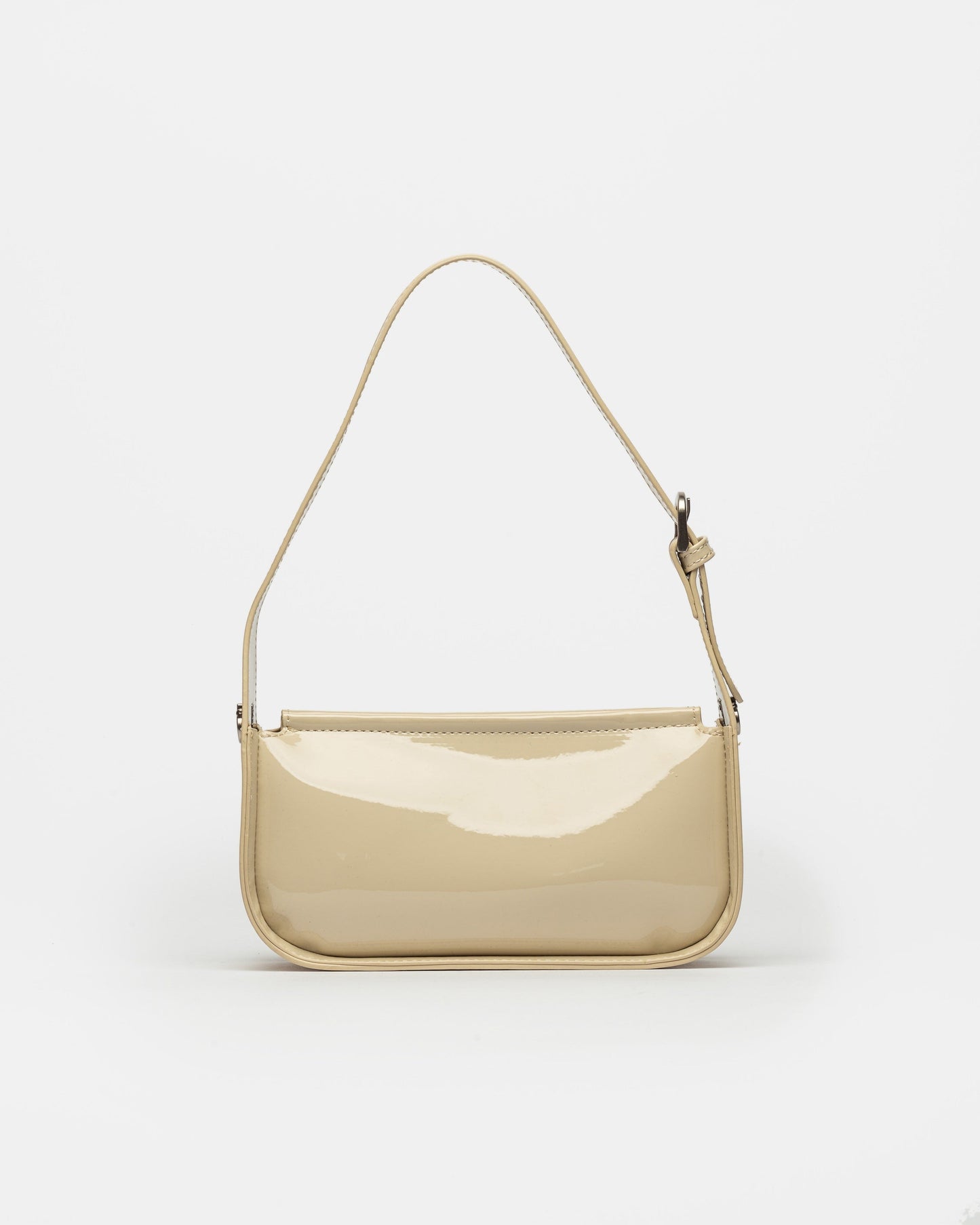 CARTERA AL HOMBRO LEAF EN EFECTO CUERO CHAROL