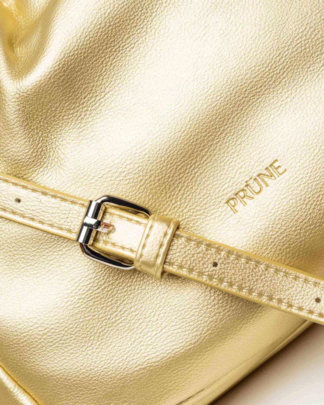 Bandolera Marine en efecto cuero